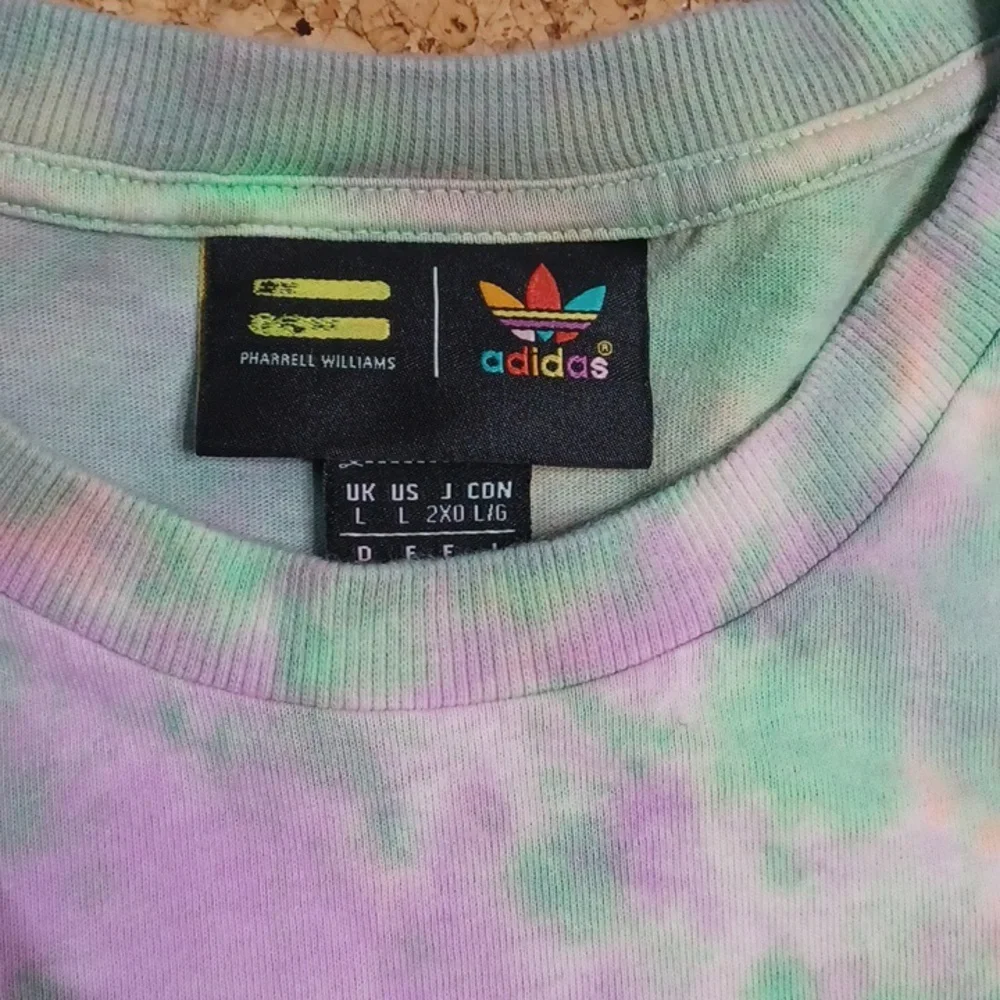 Pharrell Williams All Cotton Samsara Tie Dye Tee Men's L - Picture 2 of 7